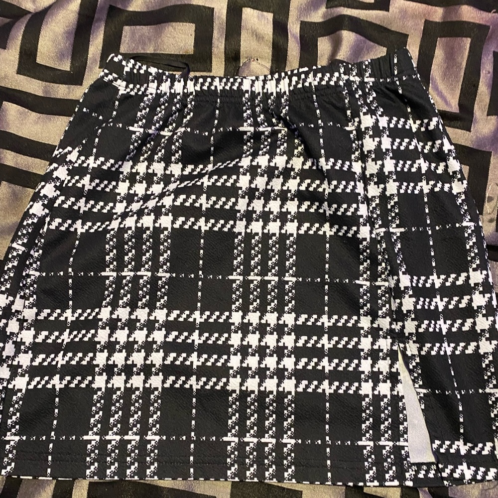 Plaid mini skirt